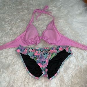 Victoria’s Secret bikini